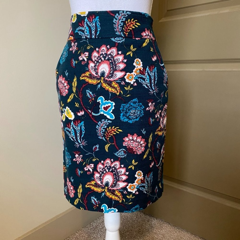 LOFT | Women's Paisley Pencil Skirt